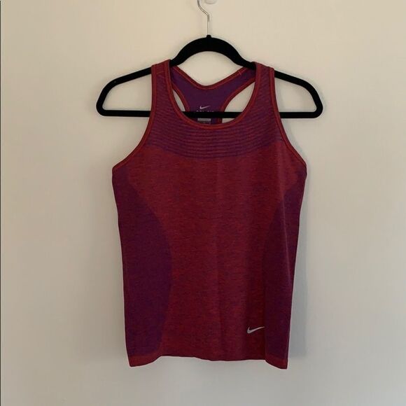 Nike Tops - Nike workout tank
